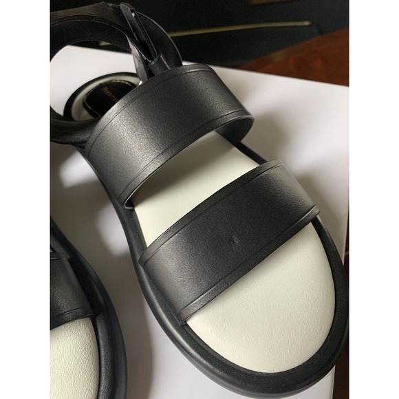 Proenza Schouler Sandals Black Leather Pipe Size 36 Chunky Flat Buckle 695 MSRP - Picture 9 of 14